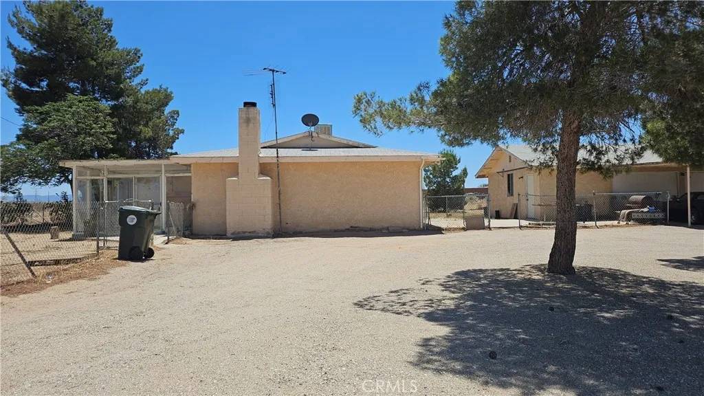 Victorville, CA 92392,15074 Richmond Avenue