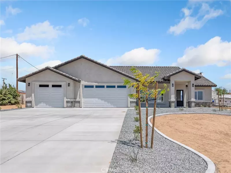 13133 Olathe Road, Apple Valley, CA 92308