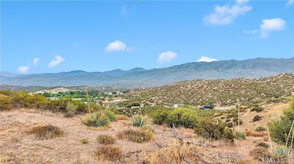 Hesperia, CA 92345,11 Summit Valley