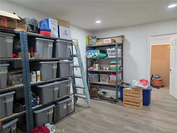 Lucerne Valley, CA 92356,9933 Midway Avenue