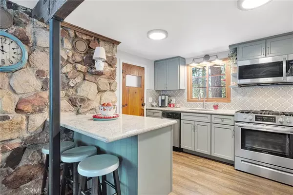 Running Springs, CA 92382,31765 Hilltop Drive