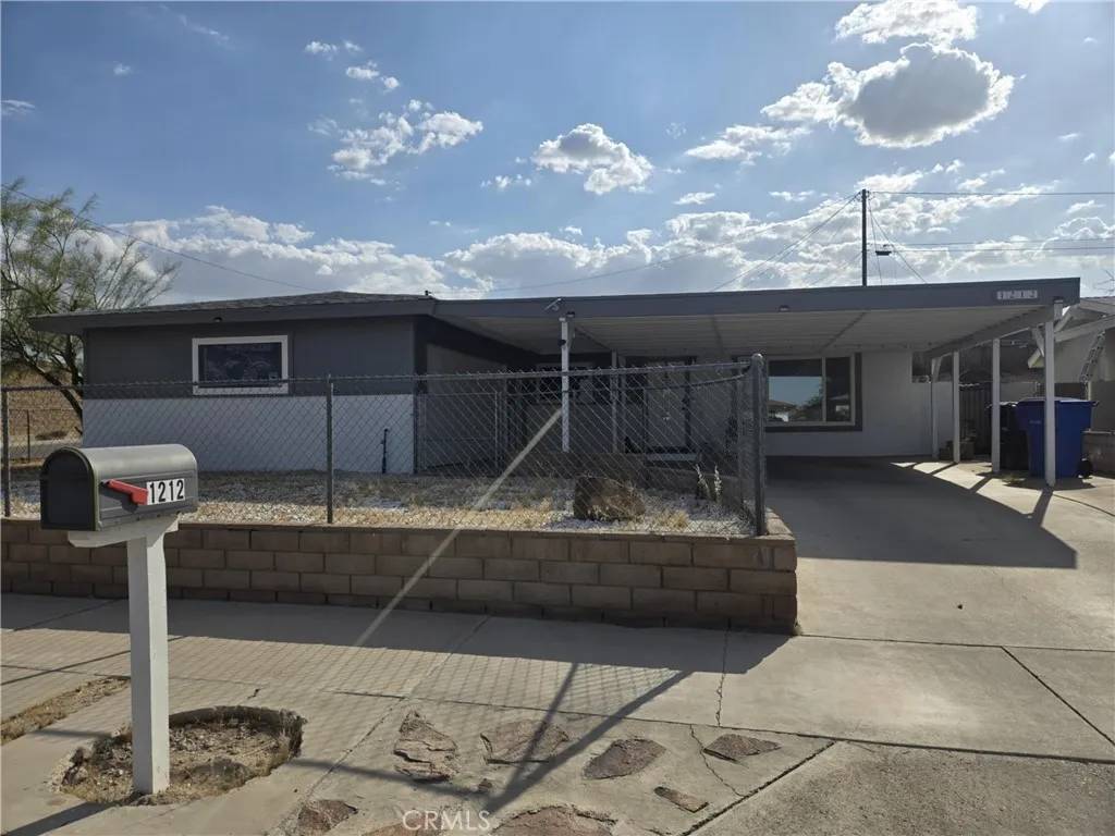 1212 Gen Court, Barstow, CA 92311