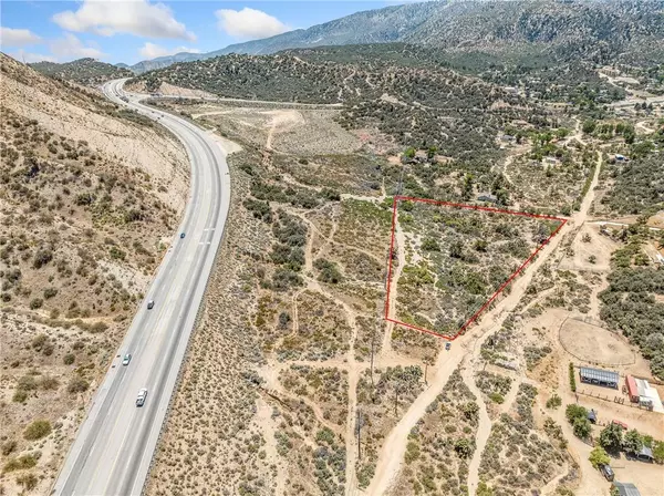 7939 Pipeline Road, Pinon Hills, CA 92372