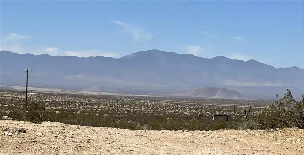 0 near Mirage Lake Rd 0461-453-20, Adelanto, CA 92301