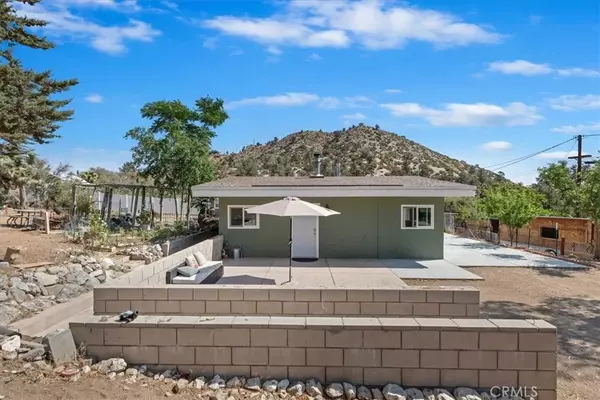 1946 Desert Front Road,  Wrightwood,  CA 92397