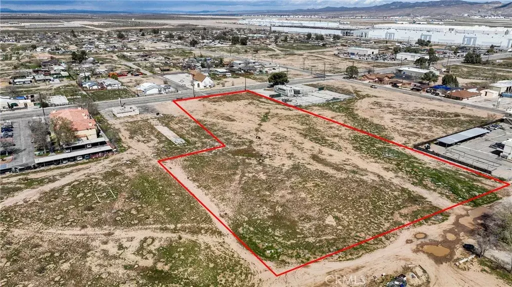 Adelanto, CA 92301,0 Bartlett