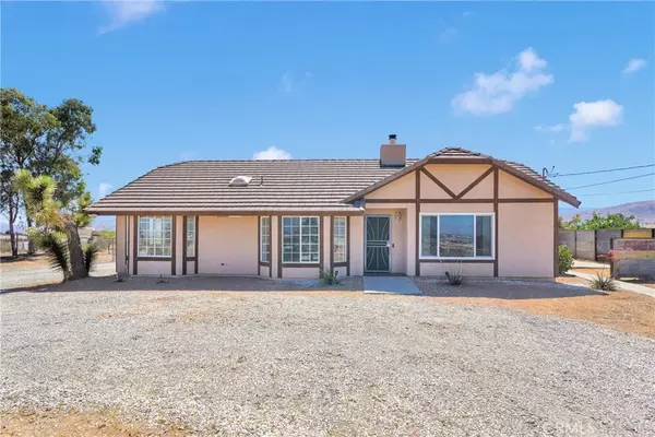10443 Caribou Avenue, Apple Valley, CA 92308