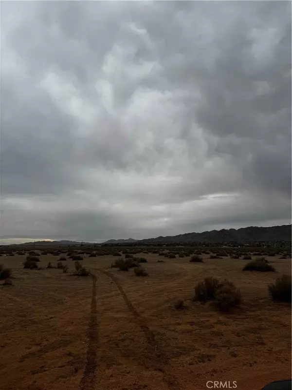 Apple Valley, CA 92307,0 Flint