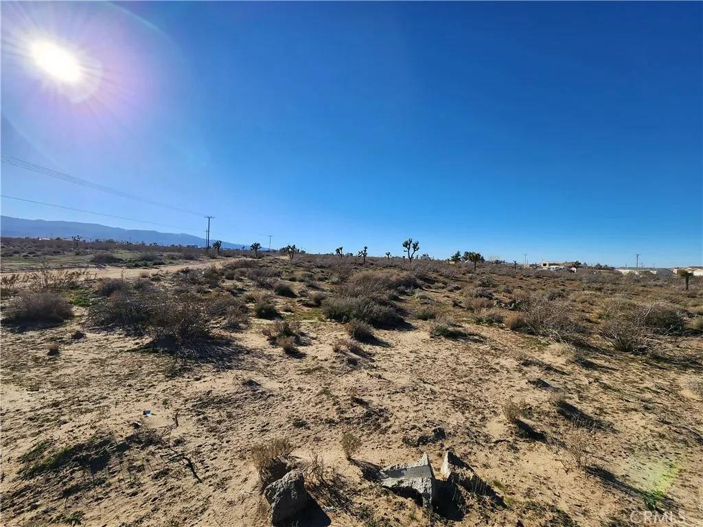 Phelan, CA 92371,0 Caughlin