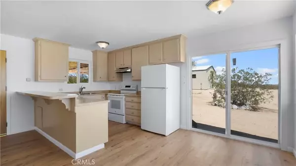 Joshua Tree, CA 92252,2725 Foxy Flats Road