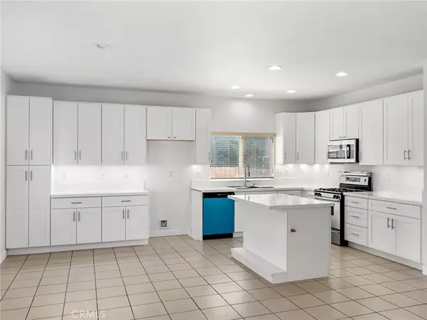 Victorville, CA 92394,14580 Phoenix Street