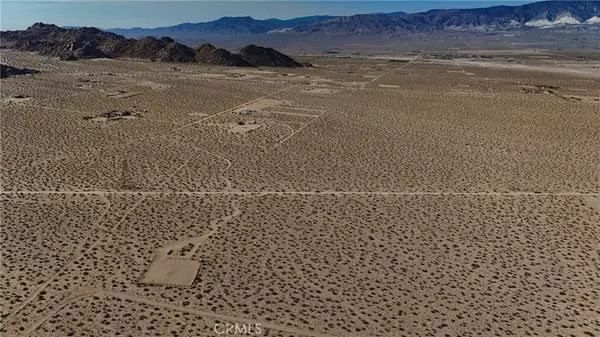 762 Powerline (NEAR), Lucerne Valley, CA 92356