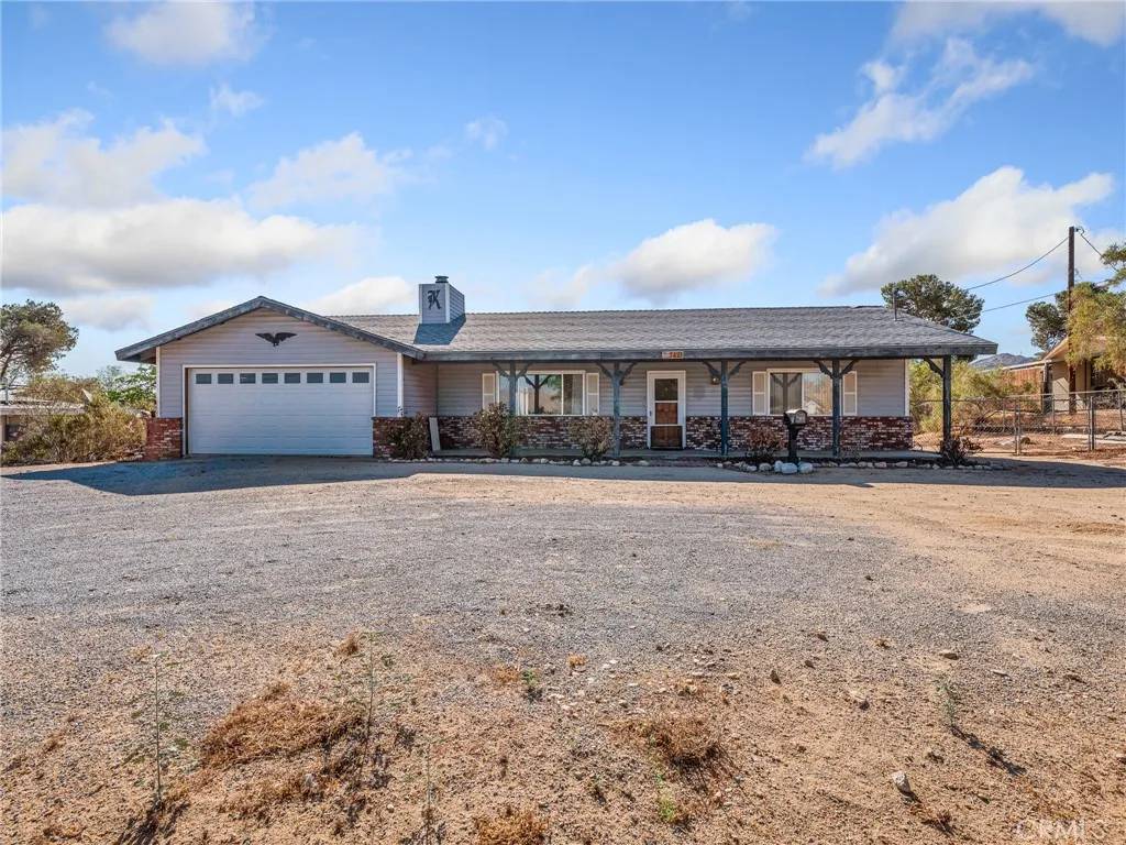 7423 Palomar Avenue, Yucca Valley, CA 92284