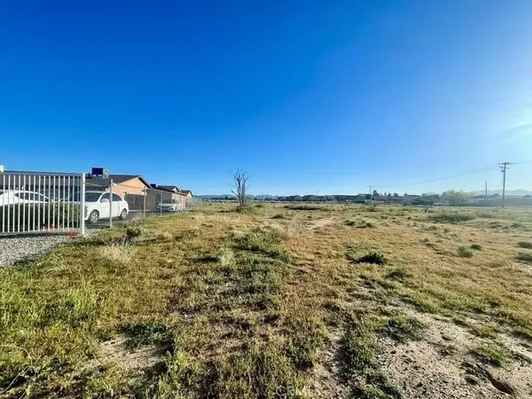 Hesperia, CA 92345,0 Sultana,