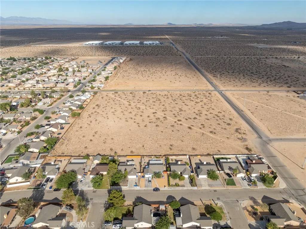 Adelanto, CA 92301,0 Bartlett