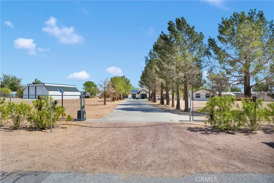 37077 Coyote Lake Road, Newberry Springs, CA 92365