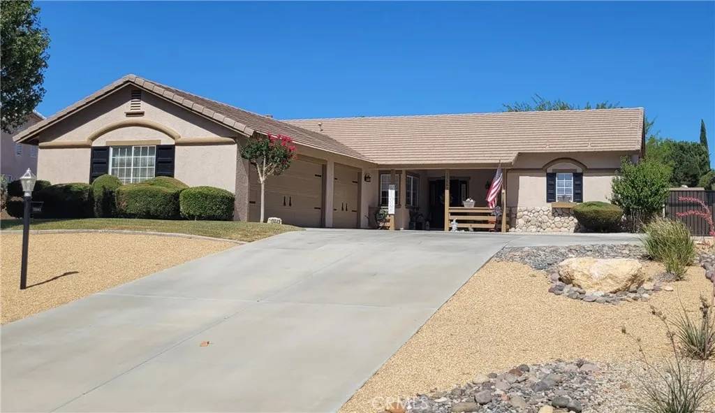 13443 Paoha Road, Apple Valley, CA 92308