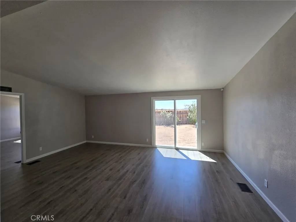 Adelanto, CA 92301,18812 Arbor Court