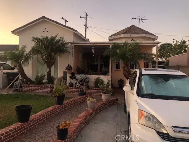 Huntington Park, CA 90255,3219 Flower Street