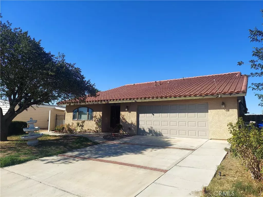Victorville, CA 92395,16340 Camelback Drive