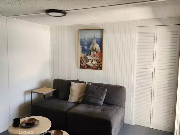 Victorville, CA 92395,15940 Stoddard Wells #40