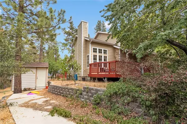 Wrightwood, CA 92397,5435 Heath Creek Drive
