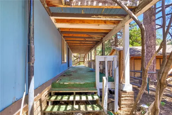 Wrightwood, CA 92397,716 Mountain View Avenue