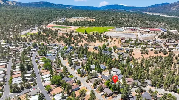 Big Bear City, CA 92314,377 Sites Way