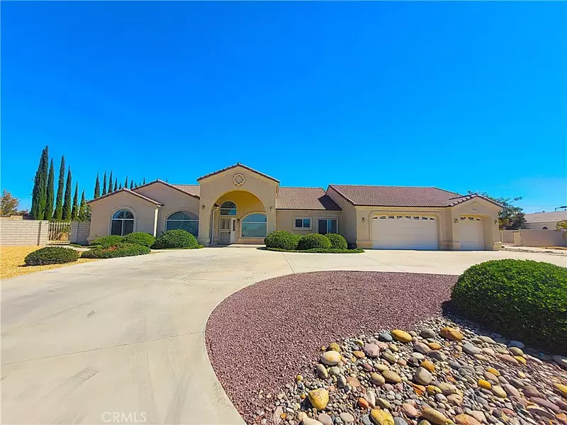 19924 Sunset Lane, Apple Valley, CA 92308