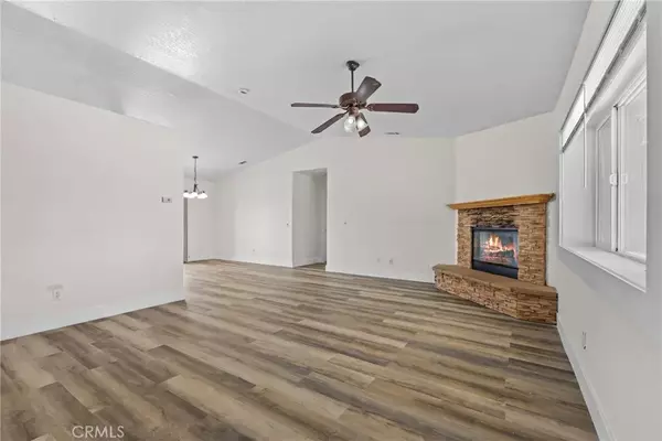 Apple Valley, CA 92307,22225 Standing Rock Avenue