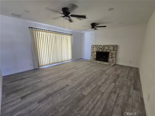 Barstow, CA 92311,37116 Lombardy Avenue