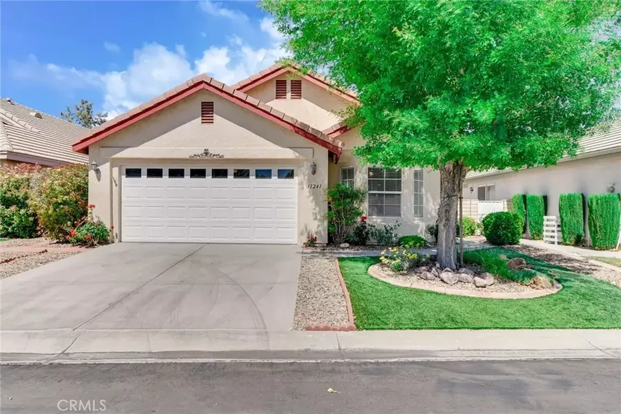 11241 Pleasant Hills Drive, Apple Valley, CA 92308