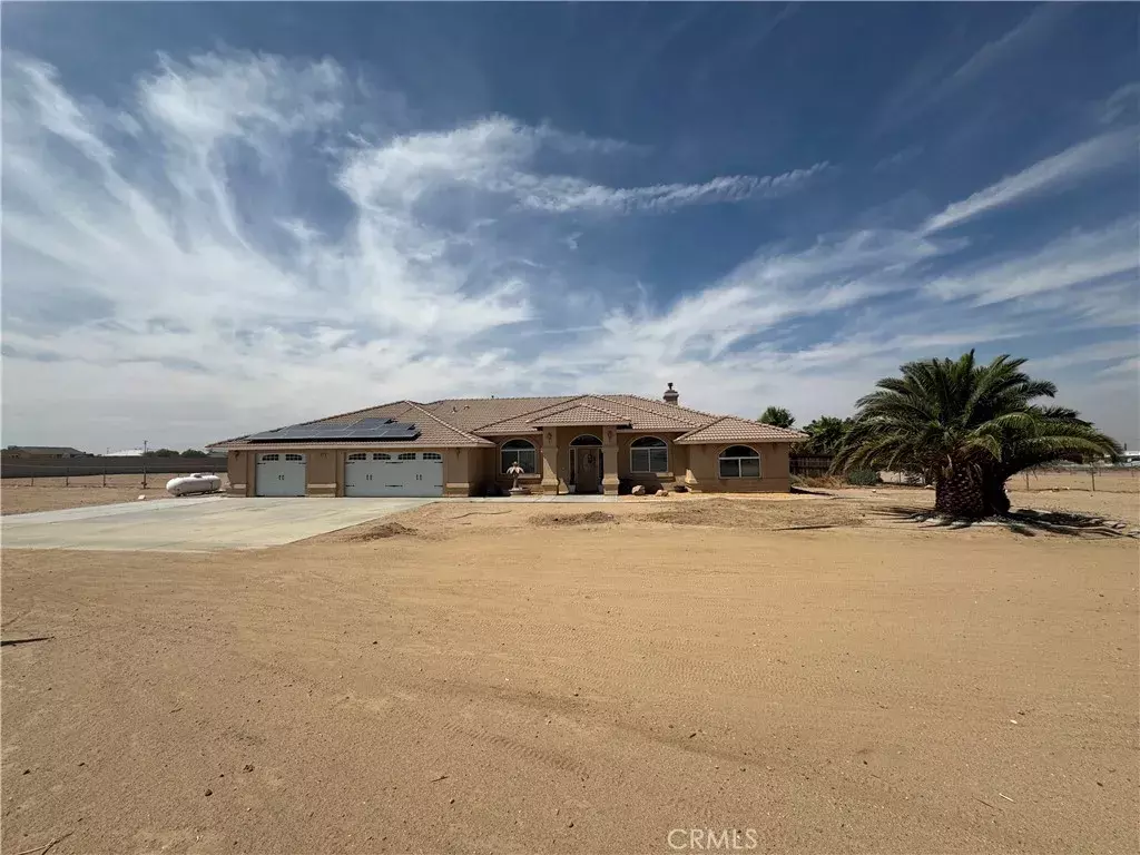 Phelan, CA 92371,8826 Avenal Street