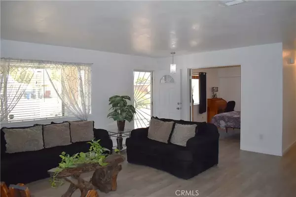 Apple Valley, CA 92308,13422 Nicola Road