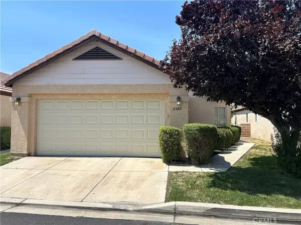 Apple Valley, CA 92308,11580 Oak Street