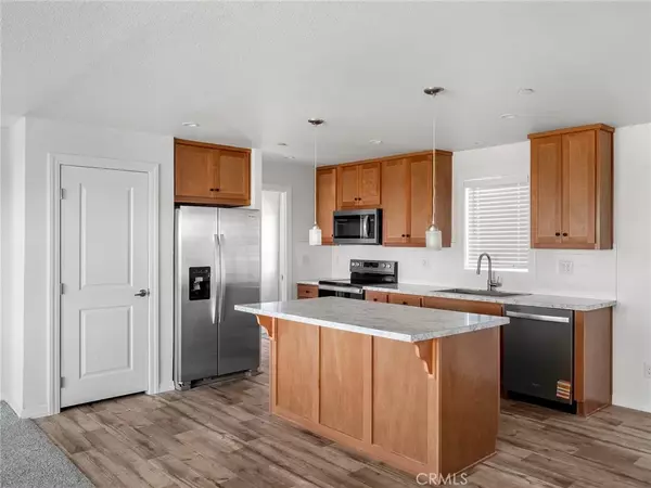 Pinon Hills, CA 92372,1083 Danbury Road