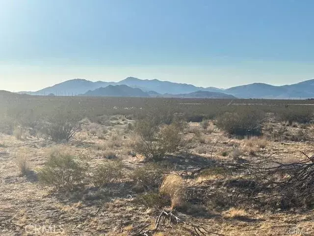 Apple Valley, CA 92307,112 Colusa