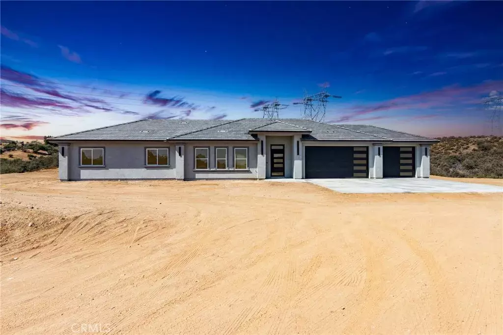 Oak Hills, CA 92344,6848 Braceo Street