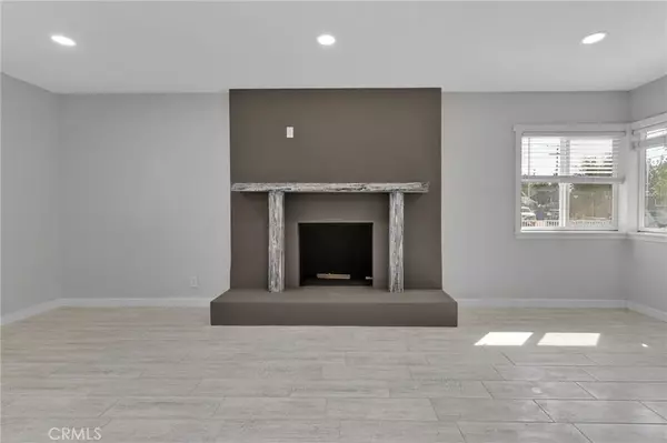 Victorville, CA 92395,15596 Del Rey Drive
