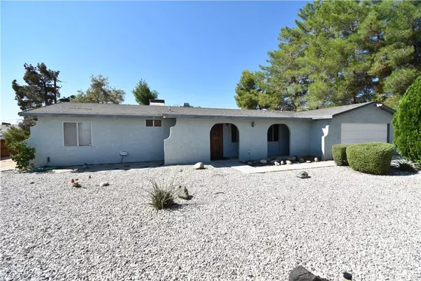 19905 Red Feather Road, Apple Valley, CA 92307