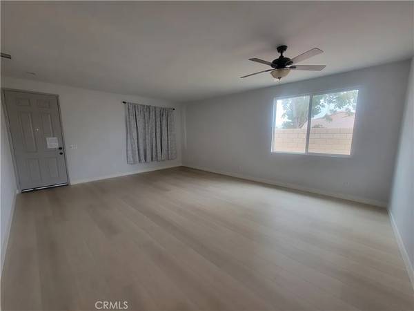 Victorville, CA 92392,12912 Amador Street