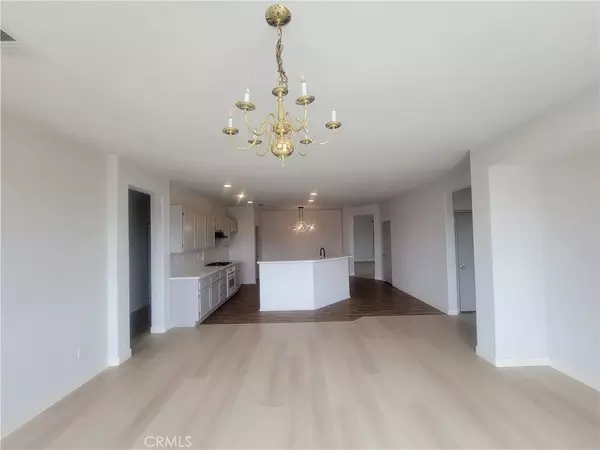 Victorville, CA 92392,12912 Amador Street