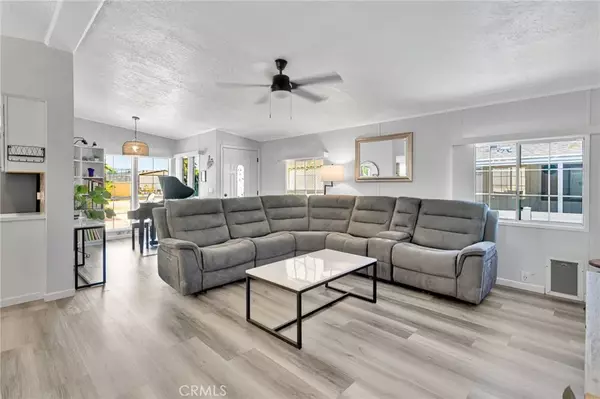 Victorville, CA 92392,15252 Seneca #334