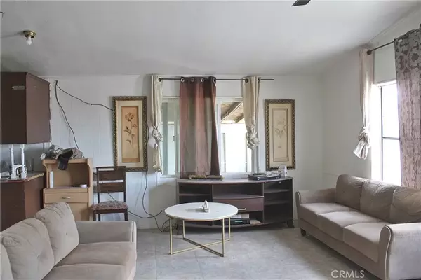 Adelanto, CA 92301,19478 Valle Vista Road