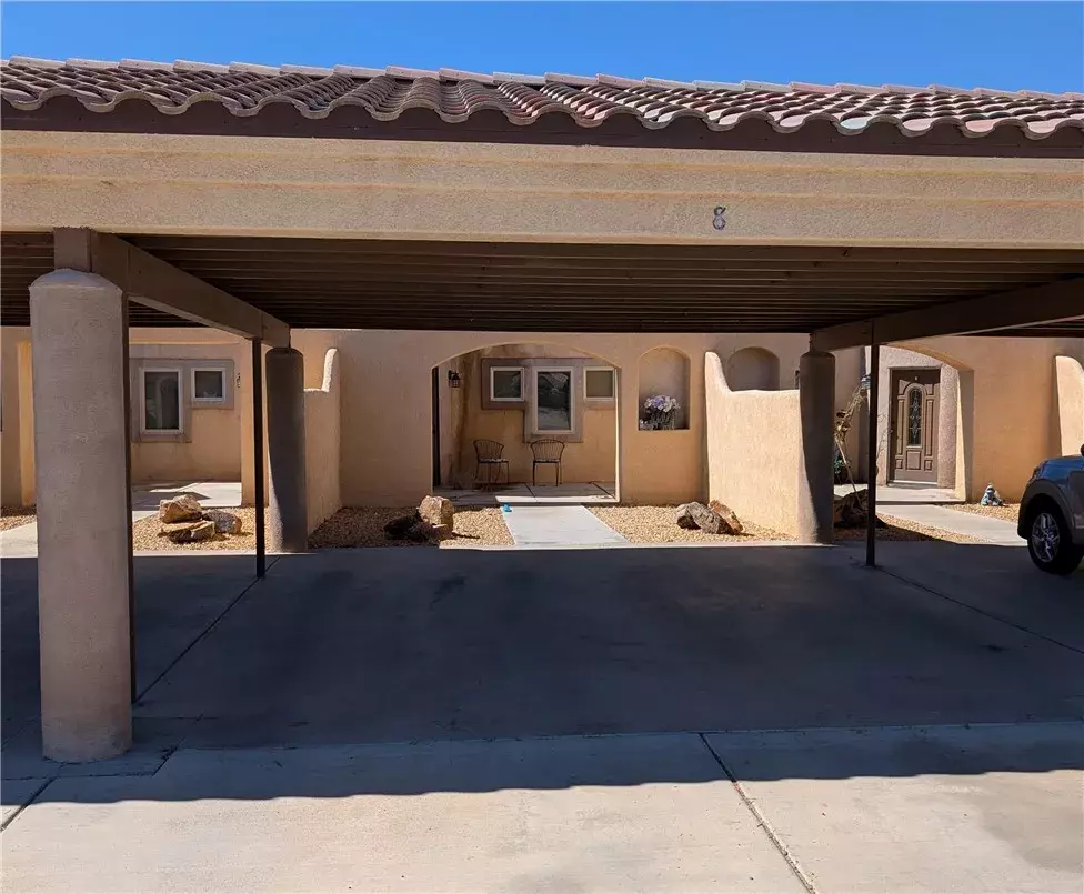 Helendale, CA 92342,27160 Vista Road #8