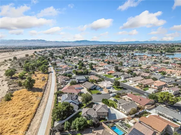 Victorville, CA 92395,18490 Trout Lane