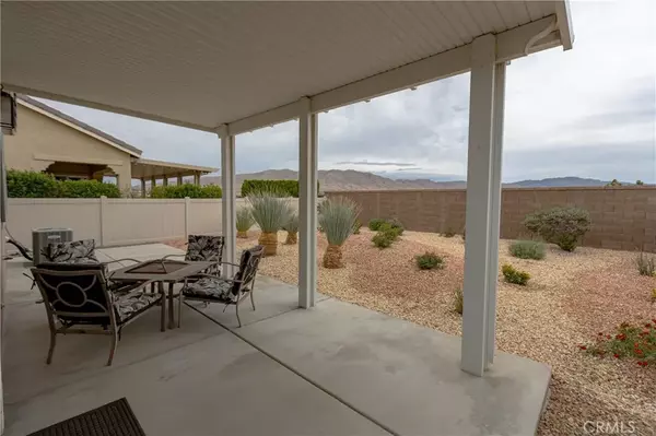 Apple Valley, CA 92308,19453 Maple Creek Road