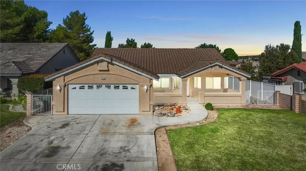 Helendale, CA 92342,26632 Silver Lakes