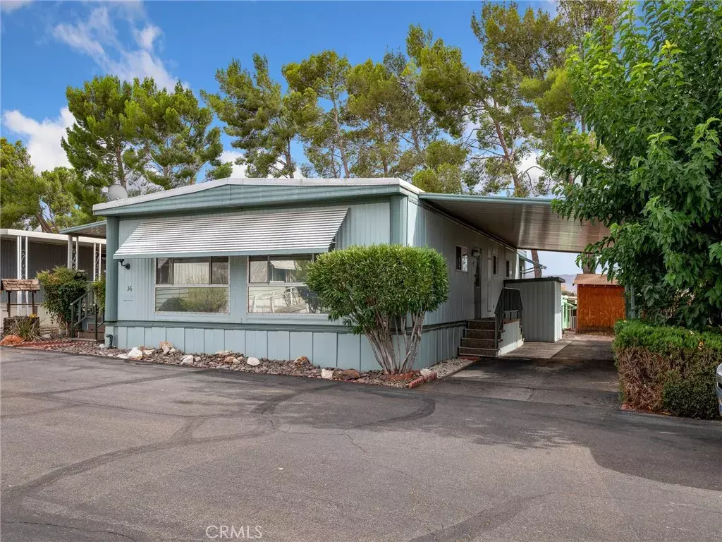 Apple Valley, CA 92308,11414 Serra #36