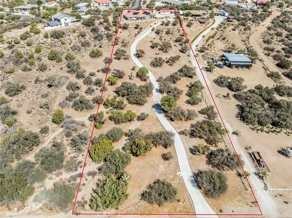 Oak Hills, CA 92344,10660 Ranchero